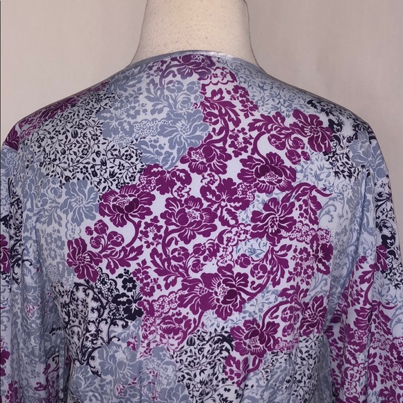 NWT Jones New York light blue and dark pink robe. - Picture 5 of 9